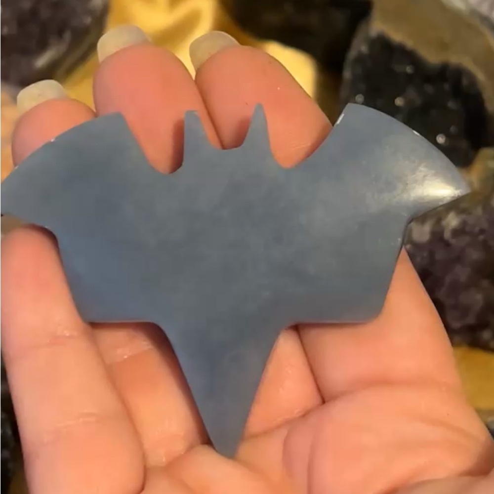 Angelite Bat
